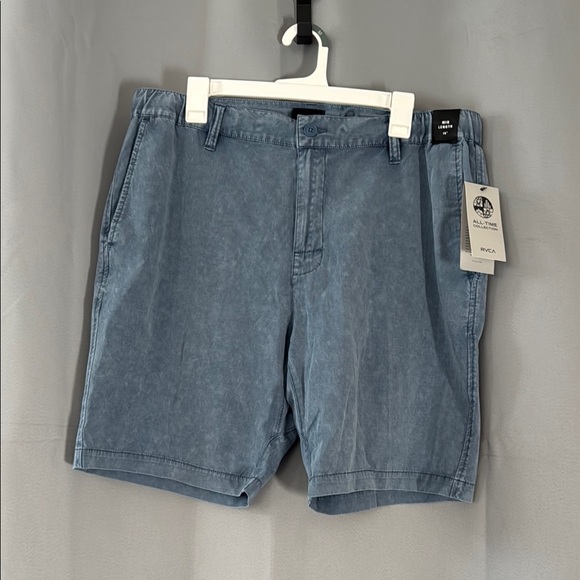 RVCA Other - RVCA Blue Flat Front Shorts Classic Design mid length 19”
